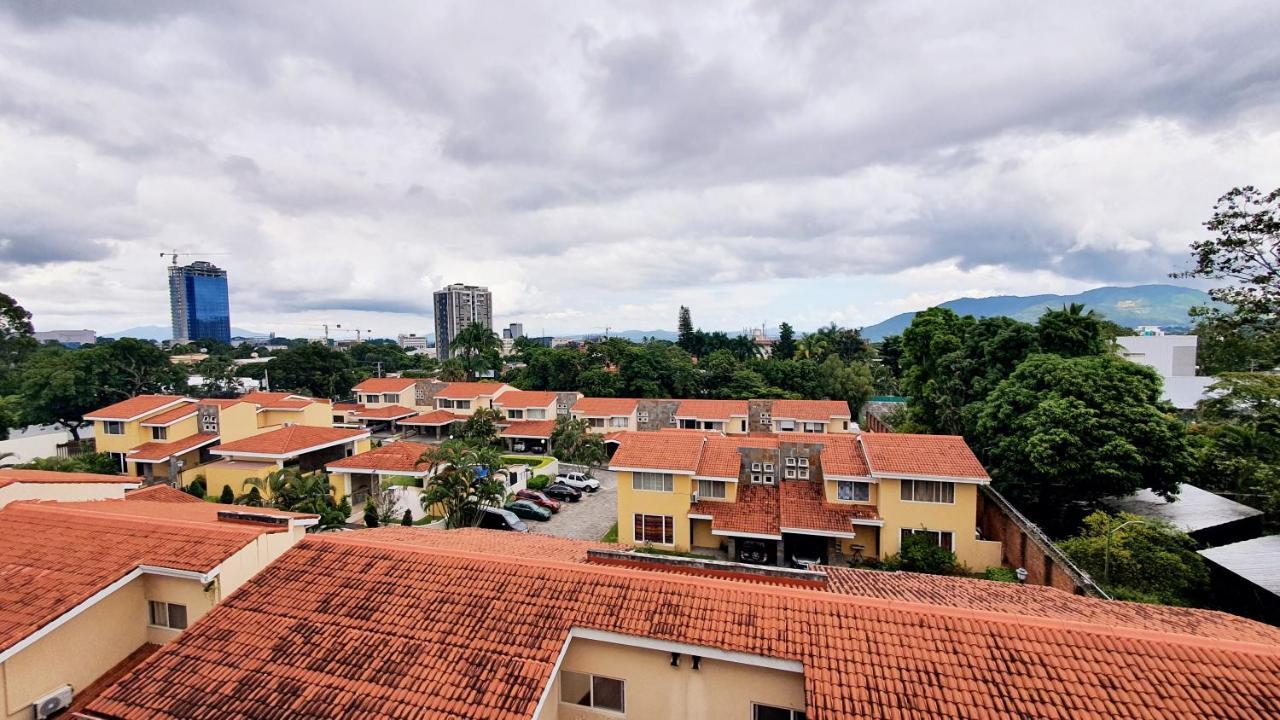 Апартаменти San Benito Flats Wifi 50Mg - 4 Huespedes - Parqueos Сан-Сальвадор Екстер'єр фото
