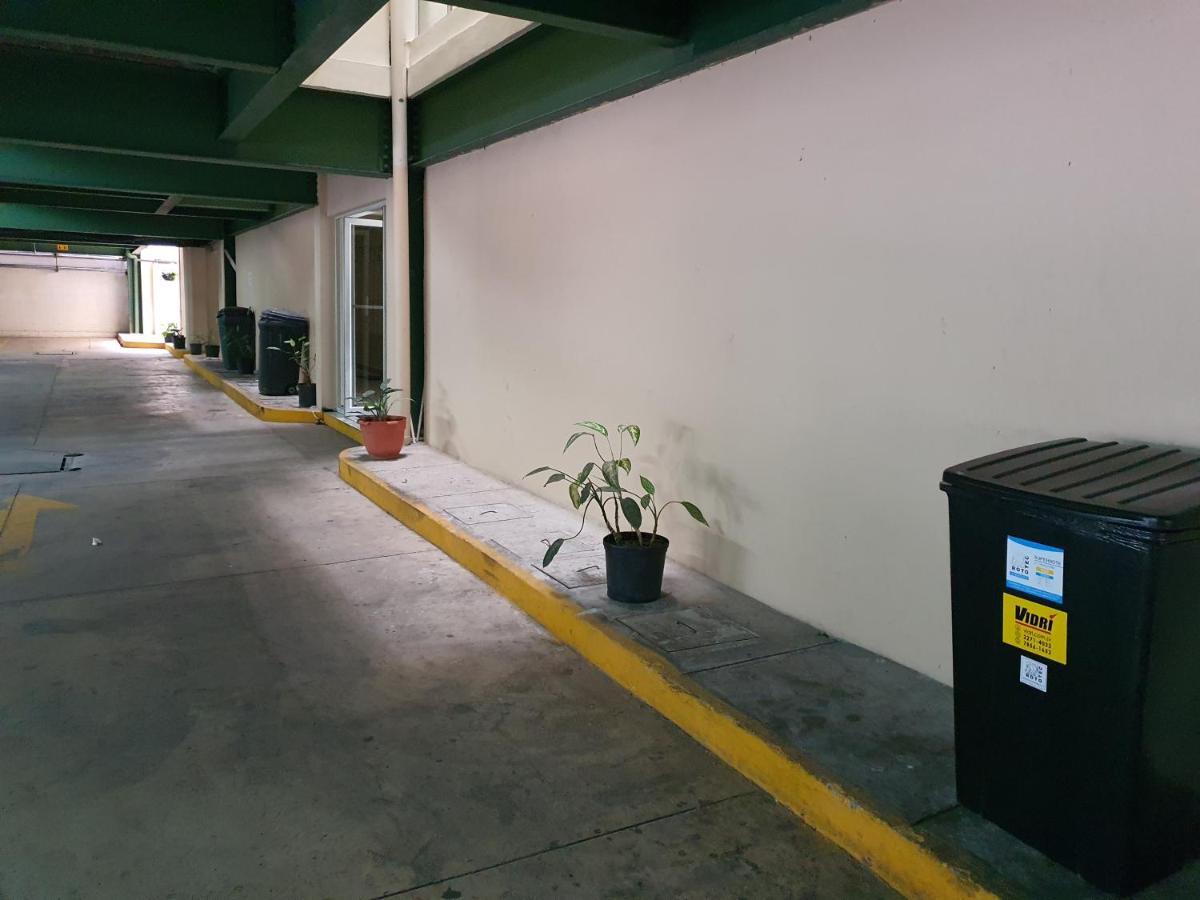 Апартаменти San Benito Flats Wifi 50Mg - 4 Huespedes - Parqueos Сан-Сальвадор Екстер'єр фото