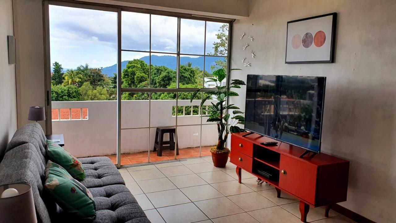 Апартаменти San Benito Flats Wifi 50Mg - 4 Huespedes - Parqueos Сан-Сальвадор Екстер'єр фото