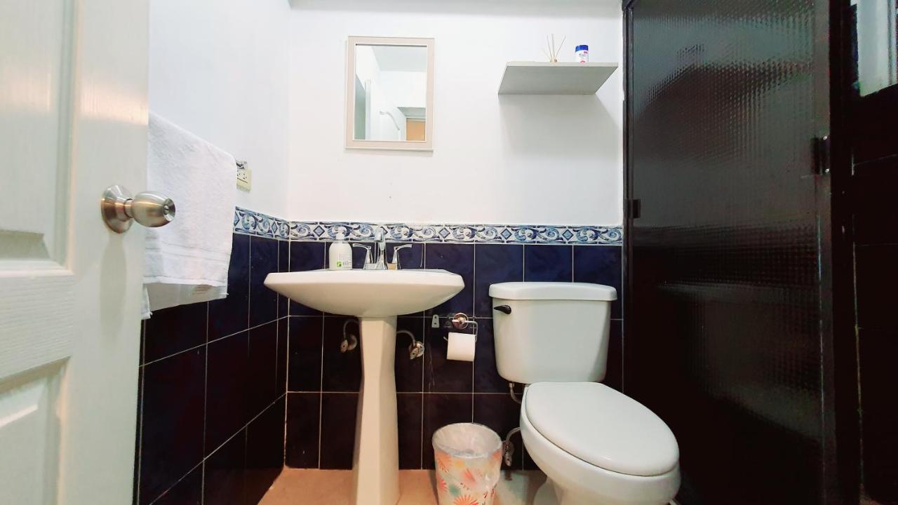 Апартаменти San Benito Flats Wifi 50Mg - 4 Huespedes - Parqueos Сан-Сальвадор Екстер'єр фото